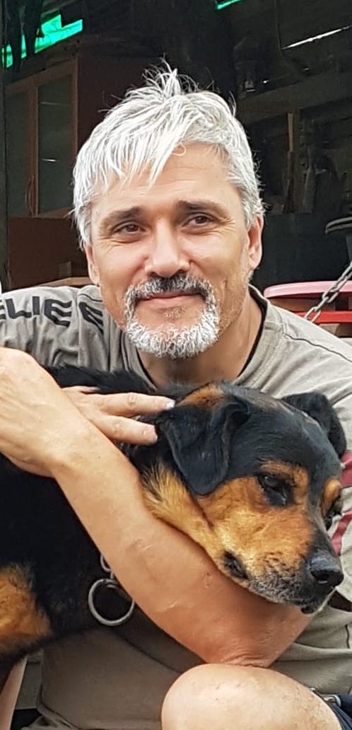 Dr. Cenk Erol